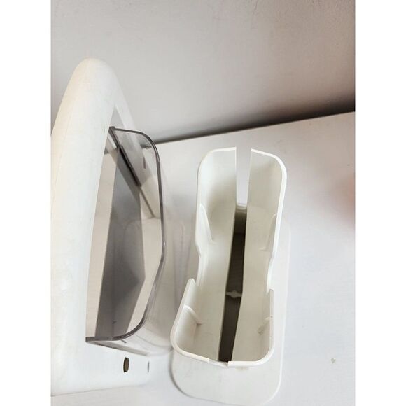 Bagel Biter, Vintage Kitchen Tool with Original Box - Picture 3 of 7